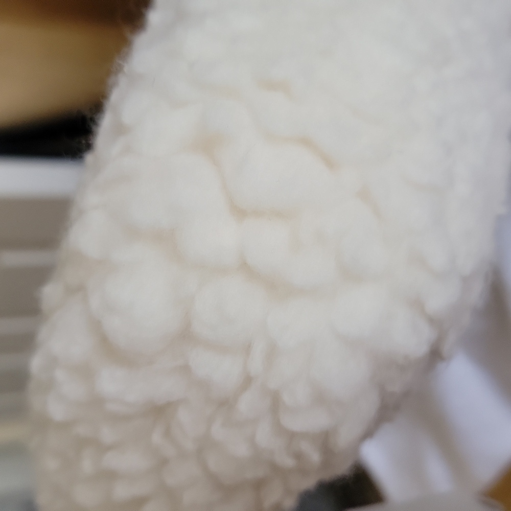 Prada White Shearling Shoulder Bag The Reissue 2000 - Picture 8 of 16